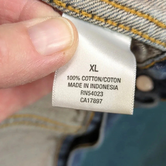 For Kitty Rescue!  Old Navy Youth Distressed Denim Jacket - Picture 15 of 16